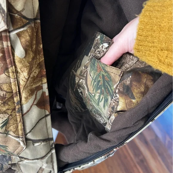 CLEARANCE Women’s Large Red Head Camo Hunting Winter Jacket - Picture 8 of 16
